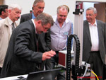 Стенд Лазерного центра посетил основатель IPG Photonics Гапонцев В.П.